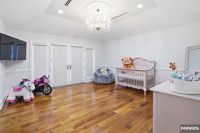 405 Liberty Road, Englewood, NJ 07631