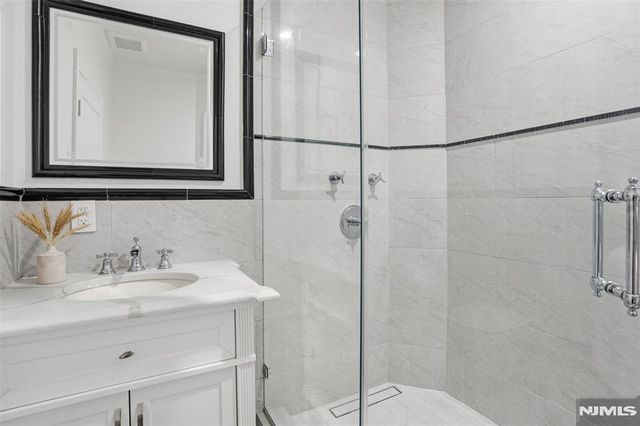 405 Liberty Road, Englewood, NJ 07631