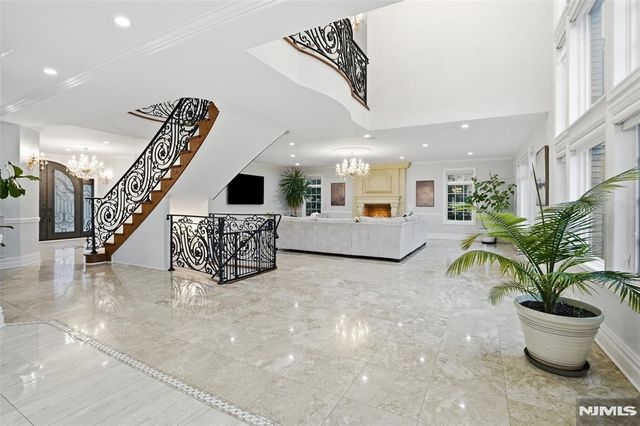 405 Liberty Road, Englewood, NJ 07631