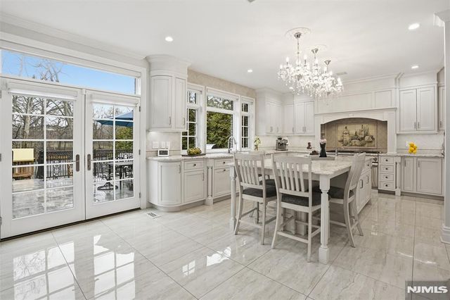 405 Liberty Road, Englewood, NJ 07631