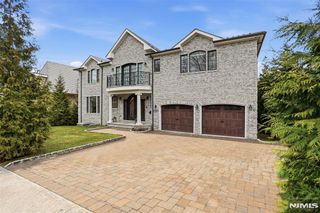 405 Liberty Road, Englewood, NJ 07631