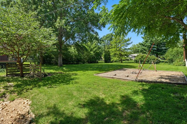 2606 Fairhaven Road, Davenport, IA 52803