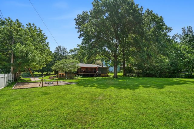 2606 Fairhaven Road, Davenport, IA 52803
