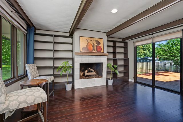 2606 Fairhaven Road, Davenport, IA 52803