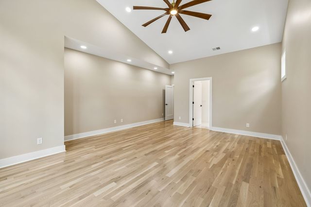 3213 Resha Ln B, Nashville, TN 37218
