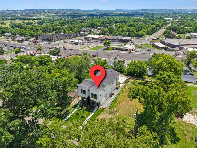 3213 Resha Ln B, Nashville, TN 37218