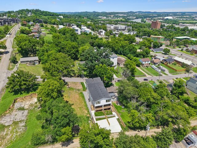 3213 Resha Ln B, Nashville, TN 37218
