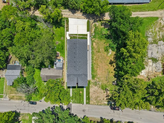 3213 Resha Ln B, Nashville, TN 37218
