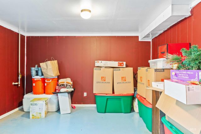 216 Borah Ave W, Twin Falls, ID 83301