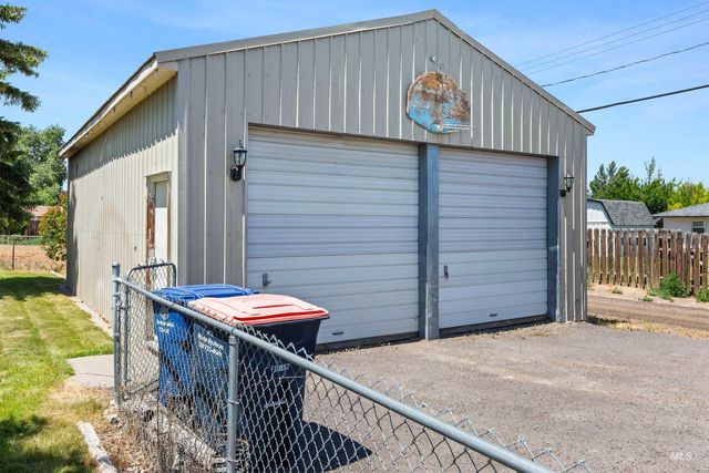 216 Borah Ave W, Twin Falls, ID 83301