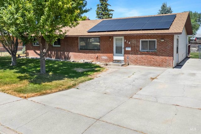 216 Borah Ave W, Twin Falls, ID 83301