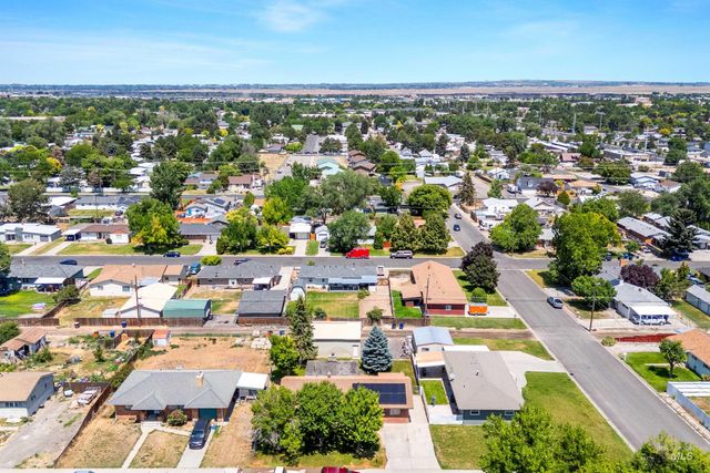 216 Borah Ave W, Twin Falls, ID 83301