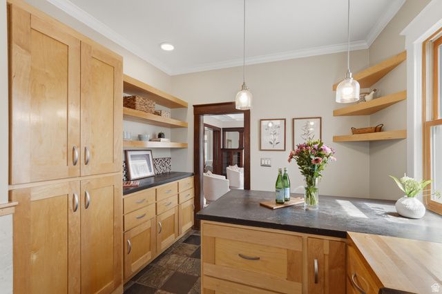 928 S WINDSOR, Salt Lake City, UT 84105