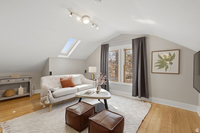 928 S WINDSOR, Salt Lake City, UT 84105