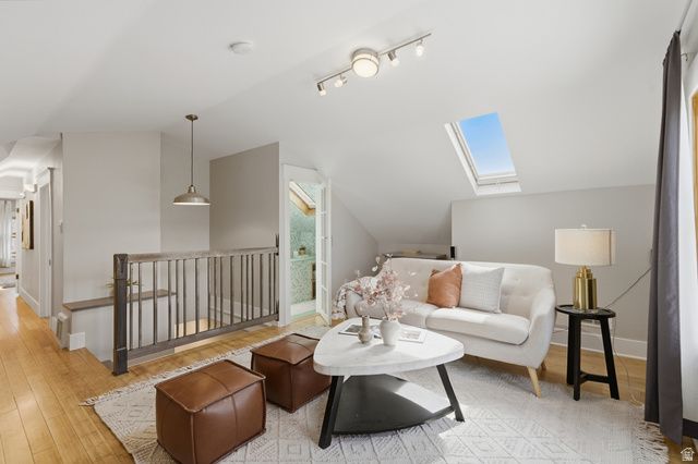 928 S WINDSOR, Salt Lake City, UT 84105