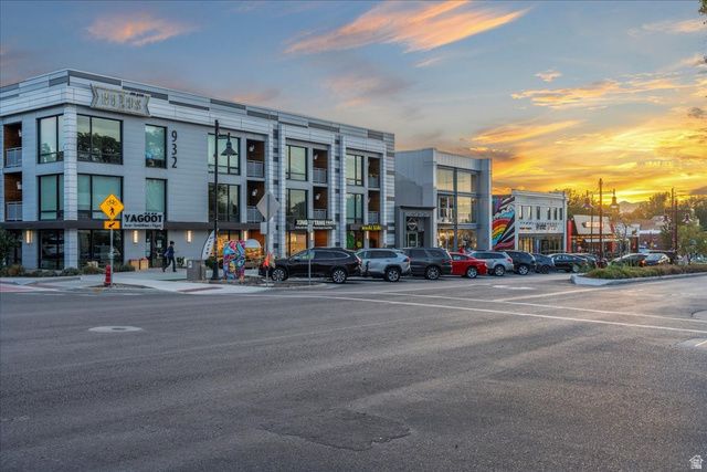 928 S WINDSOR, Salt Lake City, UT 84105