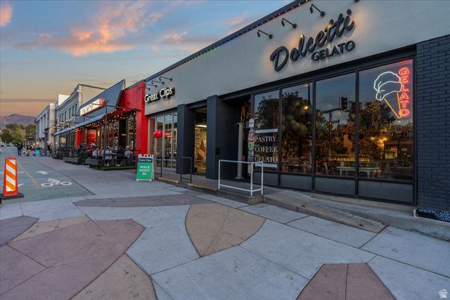 928 S WINDSOR, Salt Lake City, UT 84105