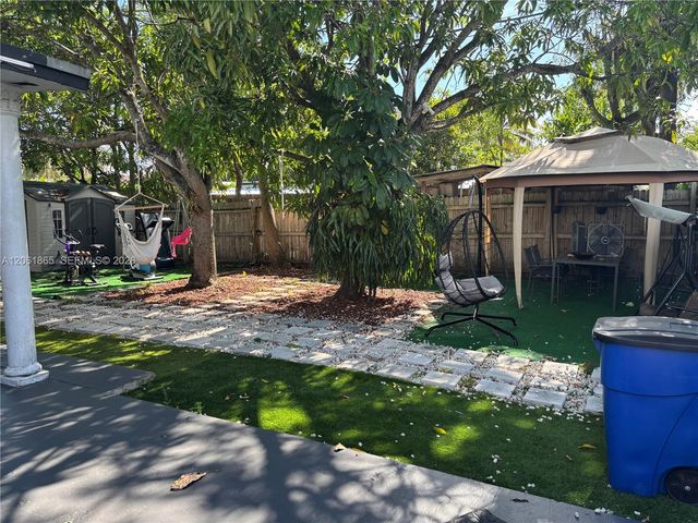 17630 SW 112th Avenue, Miami, FL 33157