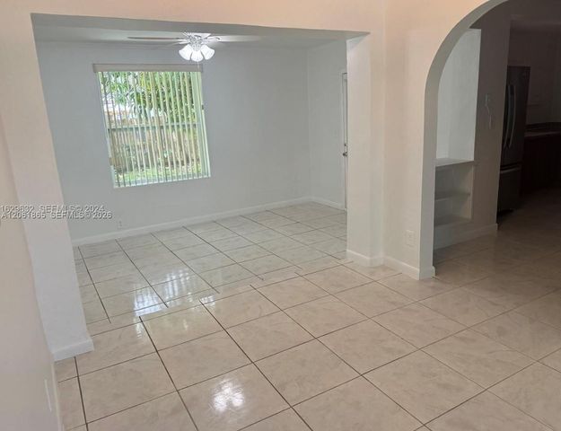 17630 SW 112th Avenue, Miami, FL 33157