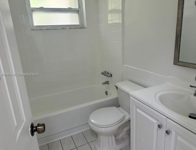 17630 SW 112th Avenue, Miami, FL 33157