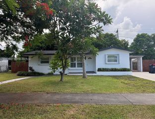 17630 SW 112th Avenue, Miami, FL 33157