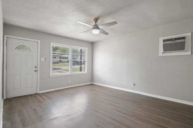 1717 Meadowlark Lane, Denison, TX 75020