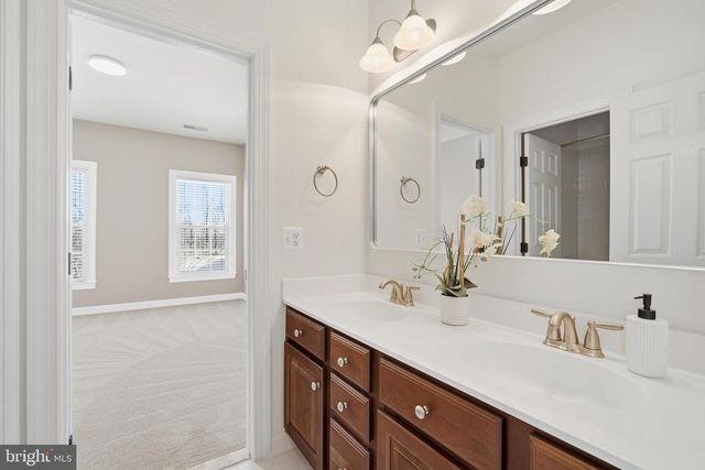 9348 OCCOQUAN OVERLOOK DR, Lorton, VA 22079