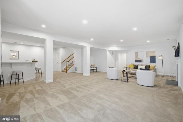 9348 OCCOQUAN OVERLOOK DR, Lorton, VA 22079