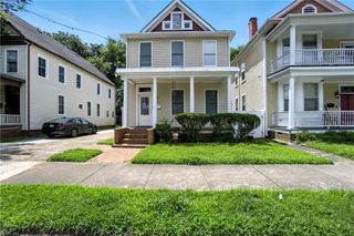 1039 Crawford PW, Portsmouth, VA 23704