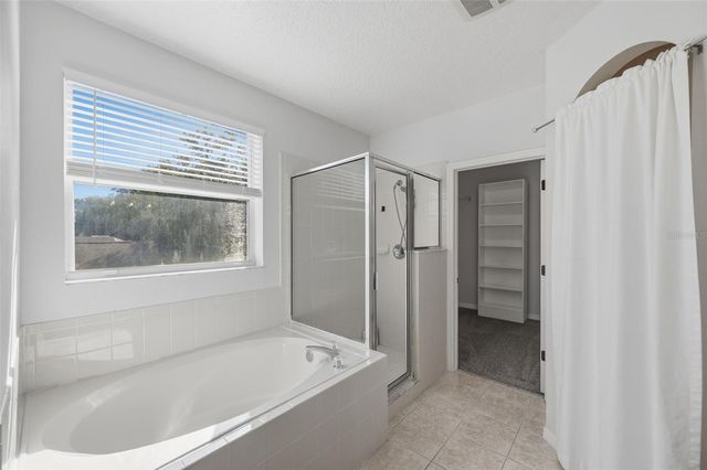 1542 MCCREA DRIVE, Lutz, FL 33549