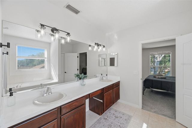 1542 MCCREA DRIVE, Lutz, FL 33549