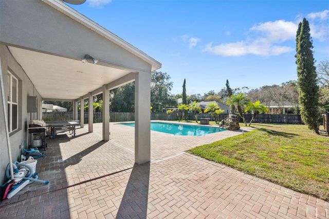 1542 MCCREA DRIVE, Lutz, FL 33549