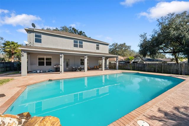 1542 MCCREA DRIVE, Lutz, FL 33549
