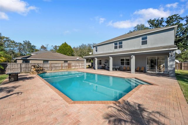 1542 MCCREA DRIVE, Lutz, FL 33549