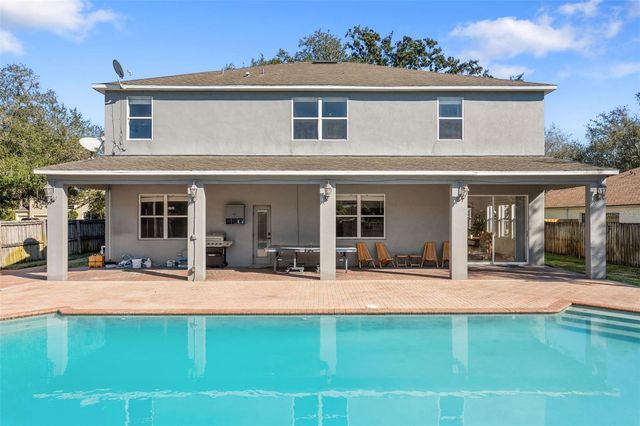 1542 MCCREA DRIVE, Lutz, FL 33549