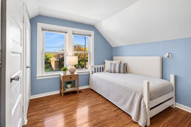 3510 N Narragansett Avenue, Chicago, IL 60634