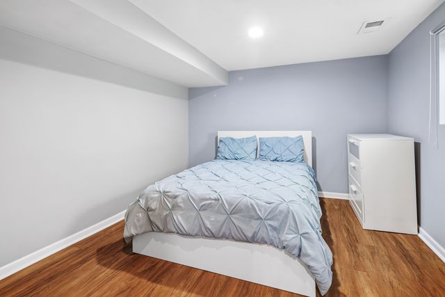 3510 N Narragansett Avenue, Chicago, IL 60634