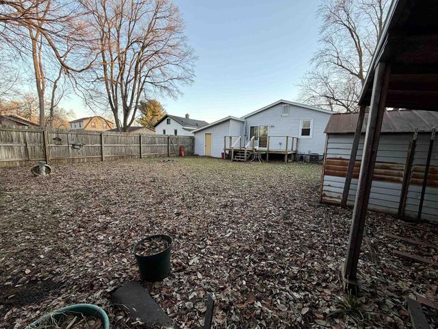 835 E Homeland Court, Beloit, WI 53511