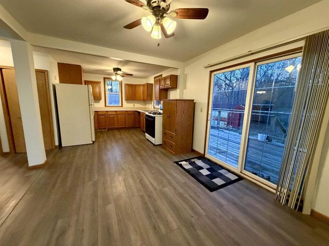 835 E Homeland Court, Beloit, WI 53511