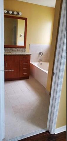 13658 SW 142nd Ter 13658, Miami, FL 33186