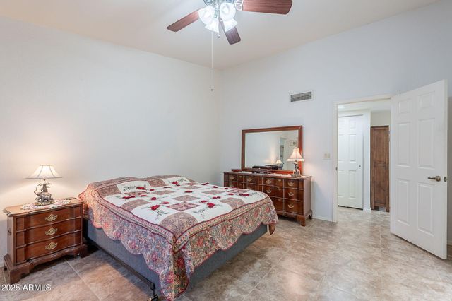 9339 E SUN LAKES Boulevard N, Sun Lakes, AZ 85248