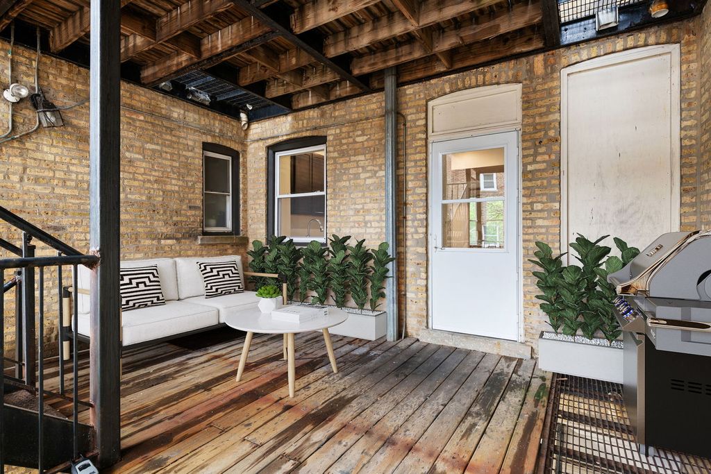 Image 23 of property listing at 6148 N Ravenswood Avenue 2, Chicago, IL 60660