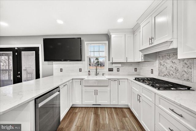 8906 STAUFFER RD, Walkersville, MD 21793