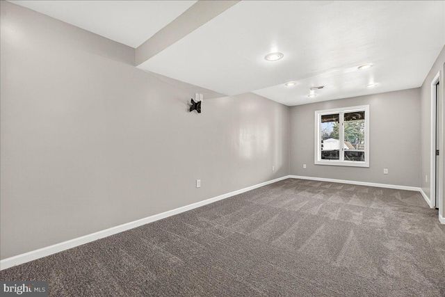 8906 STAUFFER RD, Walkersville, MD 21793