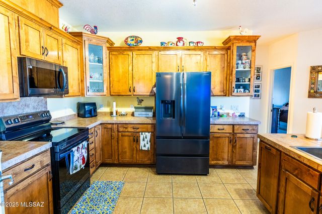 176 Artesian Lane, Benson, AZ 85602