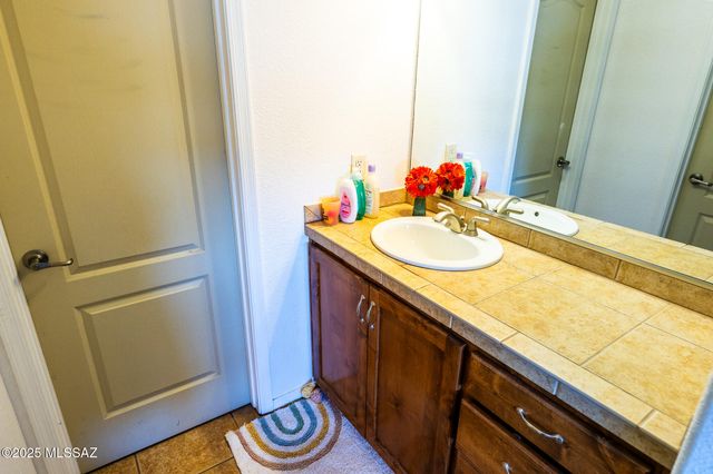 176 Artesian Lane, Benson, AZ 85602