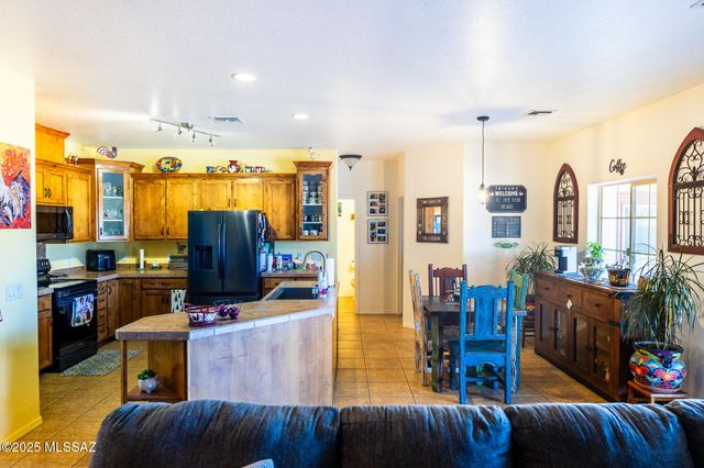 176 Artesian Lane, Benson, AZ 85602