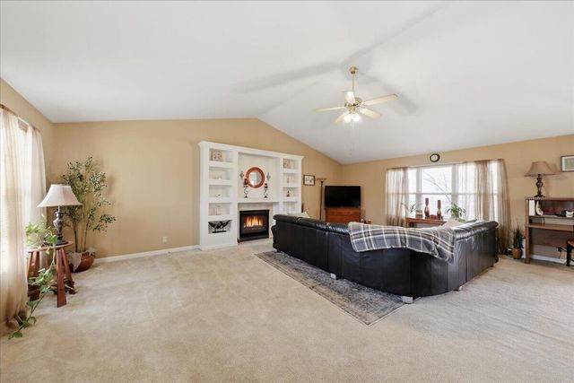 32 Barnwood Court, Florence, KY 41042