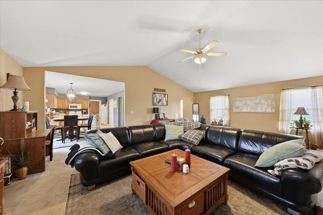 32 Barnwood Court, Florence, KY 41042