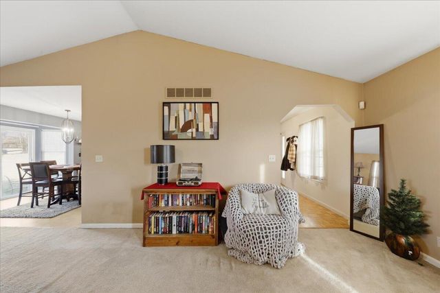 32 Barnwood Court, Florence, KY 41042